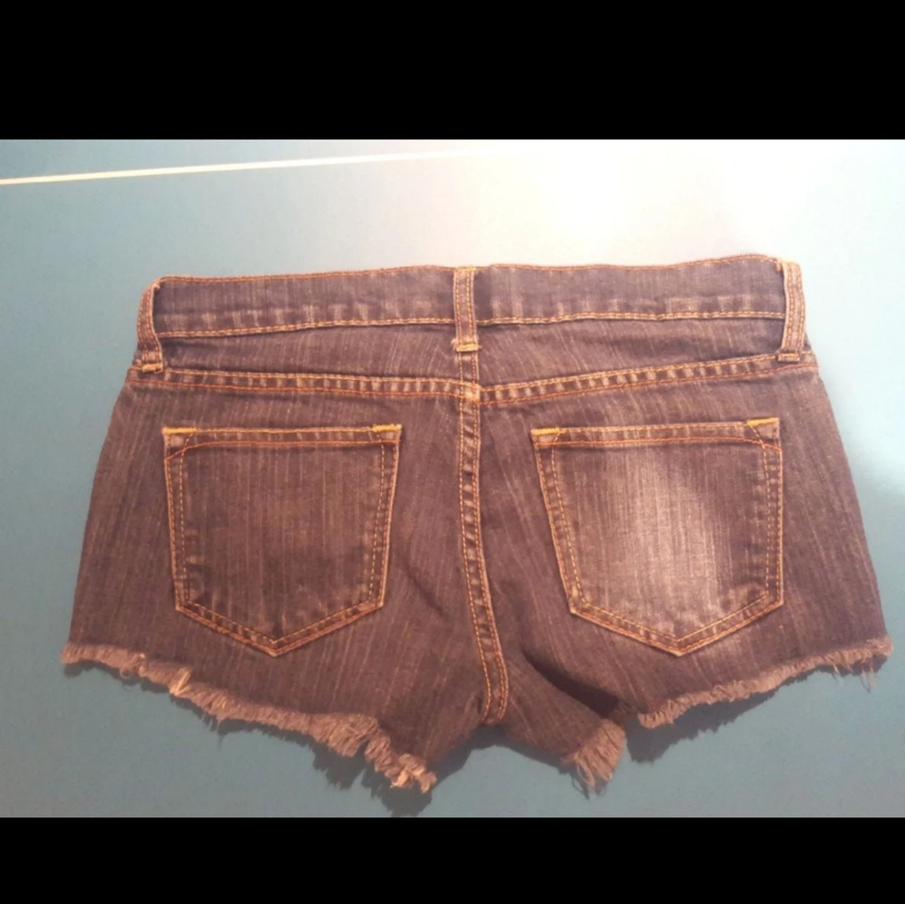 Jean Shorts - Picture 4 of 4